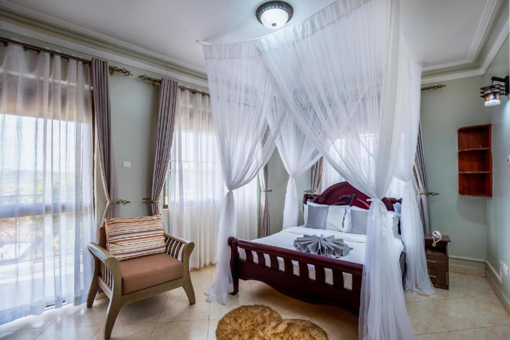 Keba Xpress Hotel - Entebbe Kültér fotó