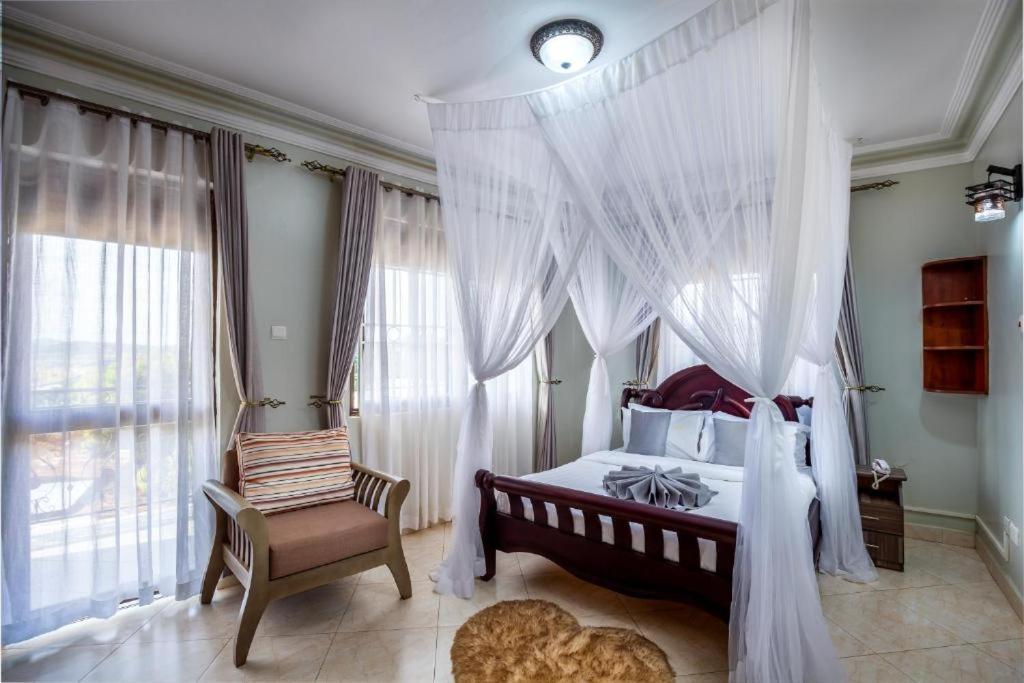 Keba Xpress Hotel - Entebbe Kültér fotó