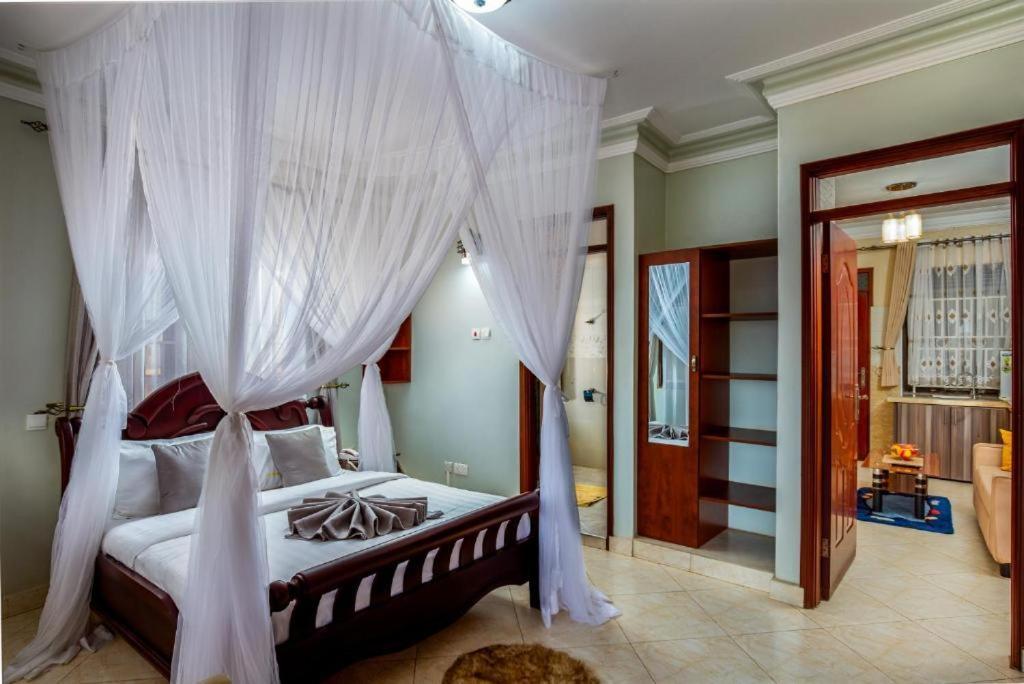 Keba Xpress Hotel - Entebbe Kültér fotó